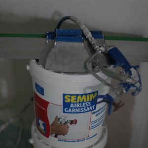 Шпатлёвка SEMIN AIRLESS GARNISSANT (белая крышка). 25 кг. РФ.