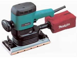 Виброшлифмашина MAKITA 9046 в кор. (600 Вт, шлифпластина 115 х 229 мм, 6000 об/мин) (9046)