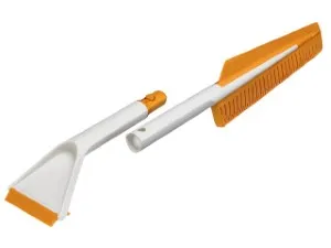 Щетка для снега со скребком SnowXpert FISKARS (1019352)