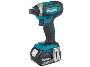 Аккум. шуруповерт MAKITA LXT DTD 152 RME в чем. (18.0 В, 2 акк., 4.0 А/ч Li-Ion, 1 скор., 165 Нм, шурупы до 13 мм)